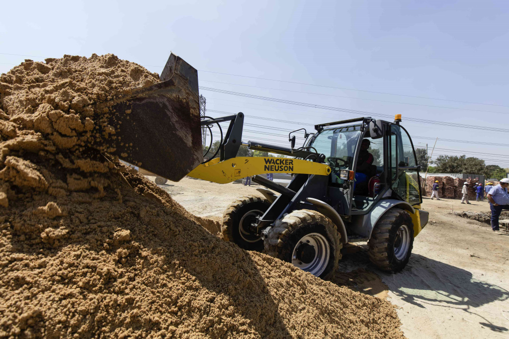 verhuur machines wacker neuson